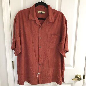 Tommy Bahama Silk Half Sleeve Medium